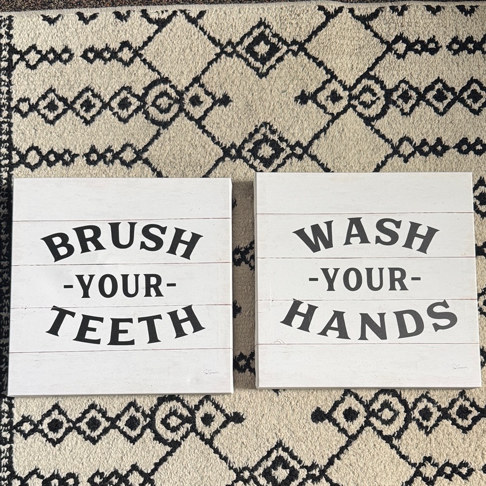 Black and White Bathroom Wall Art Set